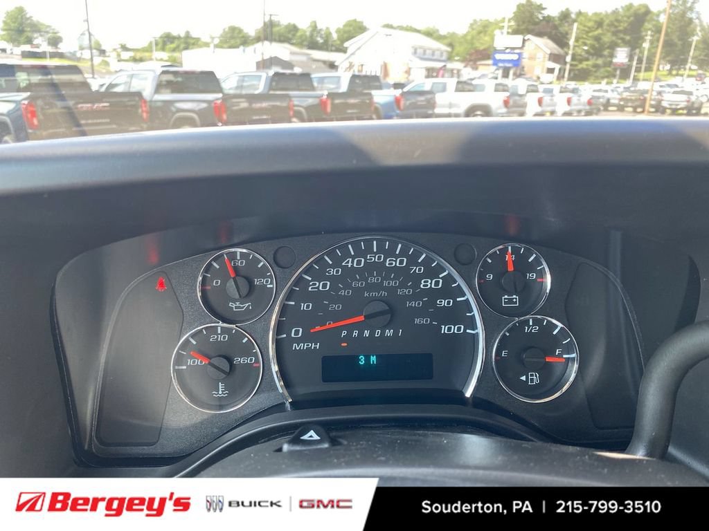 2025 GMC Savana Cargo Work Van - Photo 13