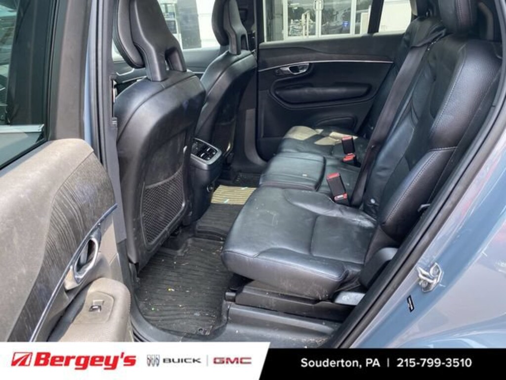 Used 2020 Volvo XC90 Momentum