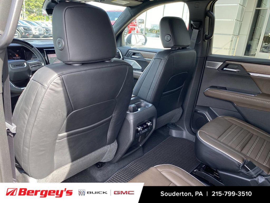2027 GMC Acadia Denali Ultimate - Photo 23