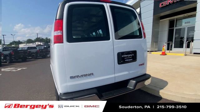 2025 GMC Savana Cargo Work Van - Photo 8