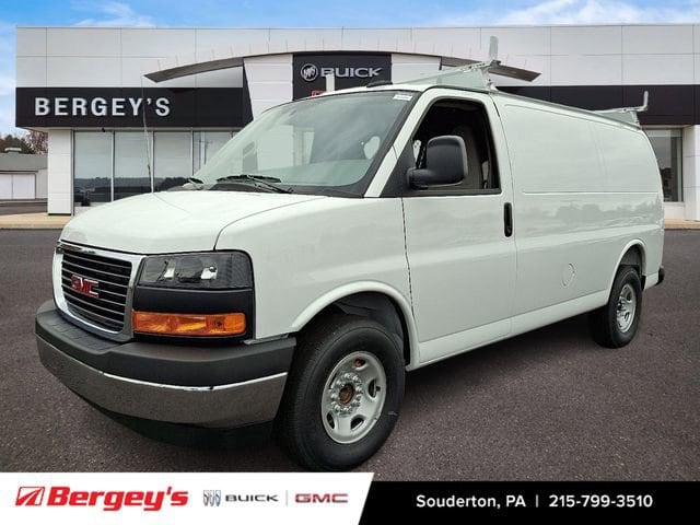 2025 GMC Savana LT's photo