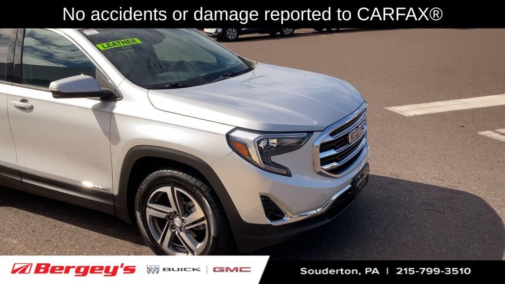 2020 GMC Terrain SLT - Photo 2