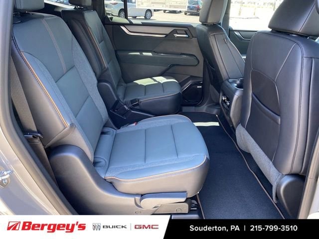 2026 GMC Acadia AT4 - Photo 29