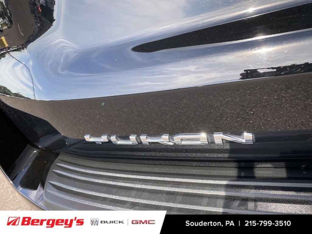 2024 GMC Yukon AT4 - Photo 35