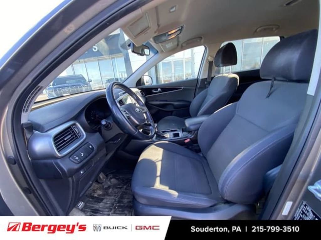 Used 2019 Kia Sorento LX