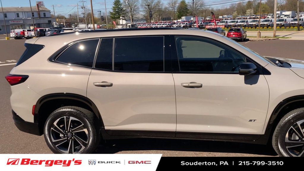 2026 Buick Enclave Sport Touring - Photo 10
