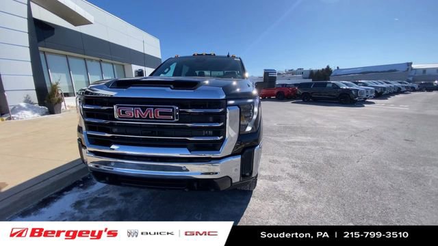 2026 GMC Sierra 2500HD SLT - Photo 3