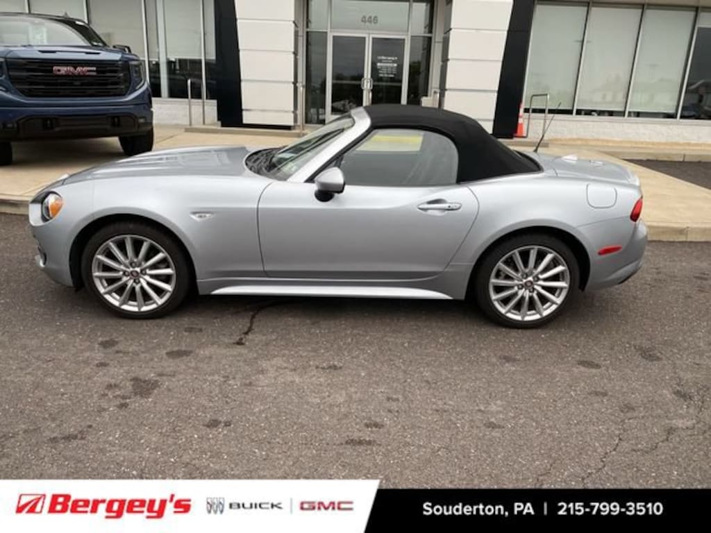 Used 2018 FIAT 124 Spider Lusso