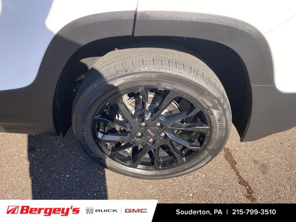 2023 GMC Terrain SLT - Photo 37