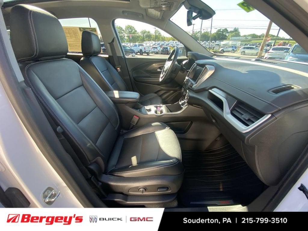 2023 GMC Terrain SLT - Photo 32