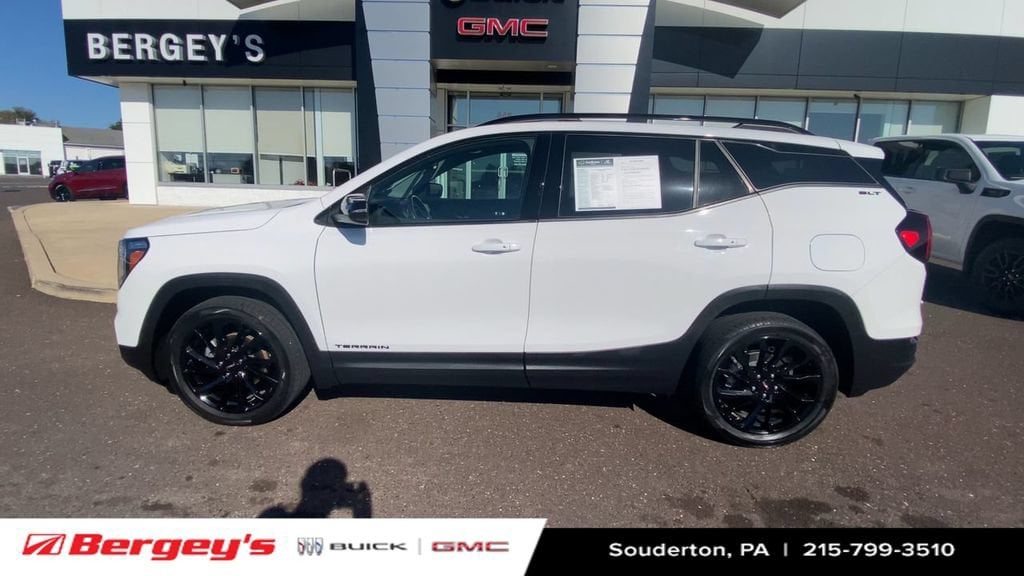 2023 GMC Terrain SLT - Photo 6