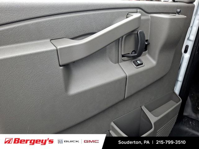 2026 GMC Savana Cargo Work Van - Photo 8
