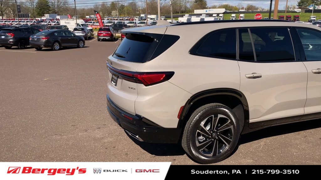 2026 Buick Enclave Sport Touring - Photo 9