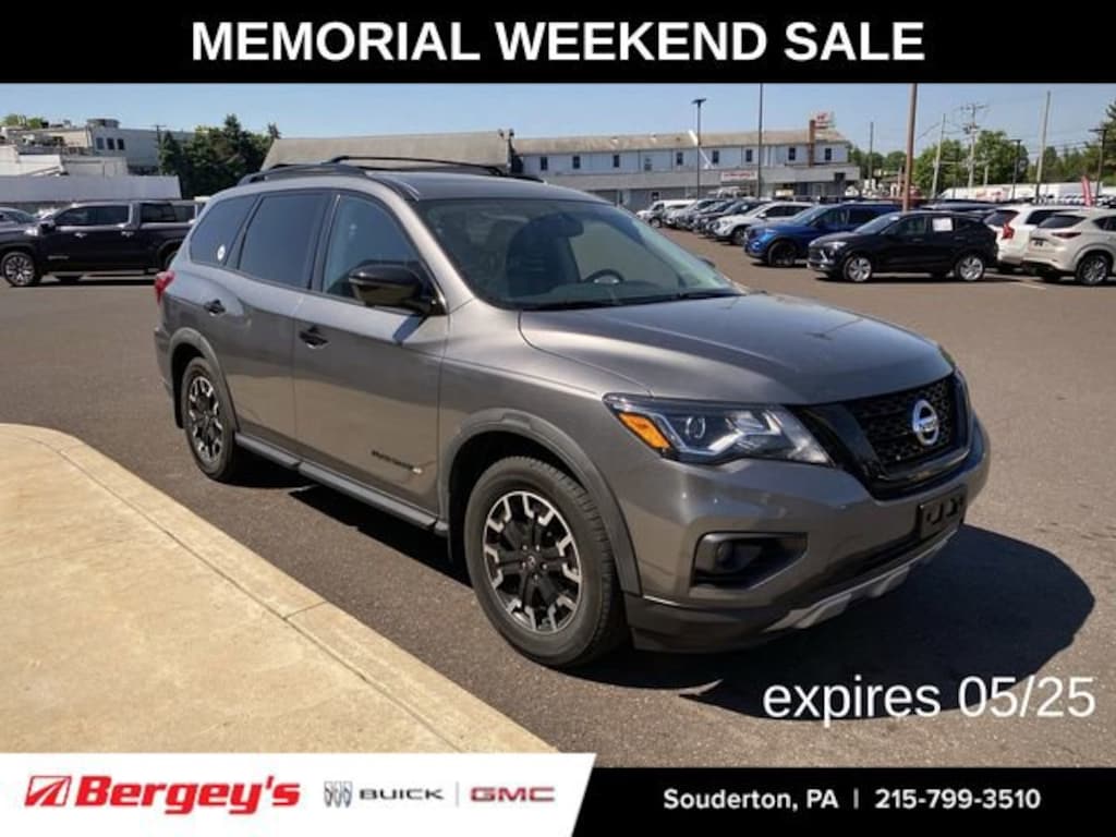 Used 2020 Nissan Pathfinder SL