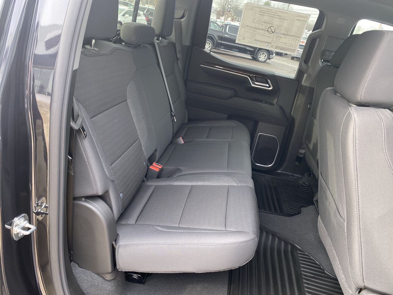 2026 GMC Sierra 1500 SLE - Photo 92