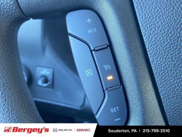 2025 GMC Savana Cargo Work Van - Photo 40
