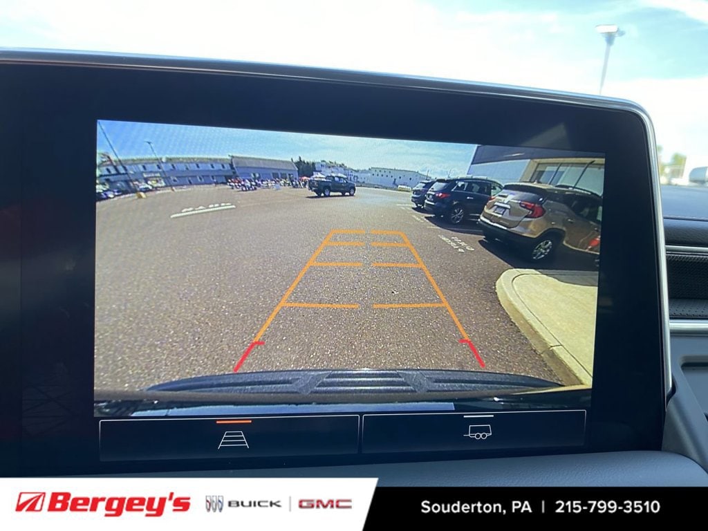 2024 GMC Yukon AT4 - Photo 18