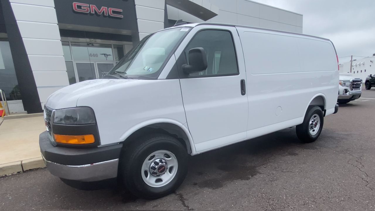 2025 GMC Savana Cargo Work Van - Photo 67