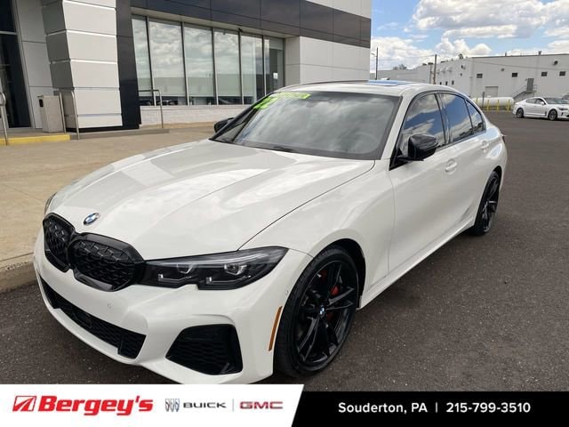 2022 BMW 3 Series M340i xDrive Sedan's photo