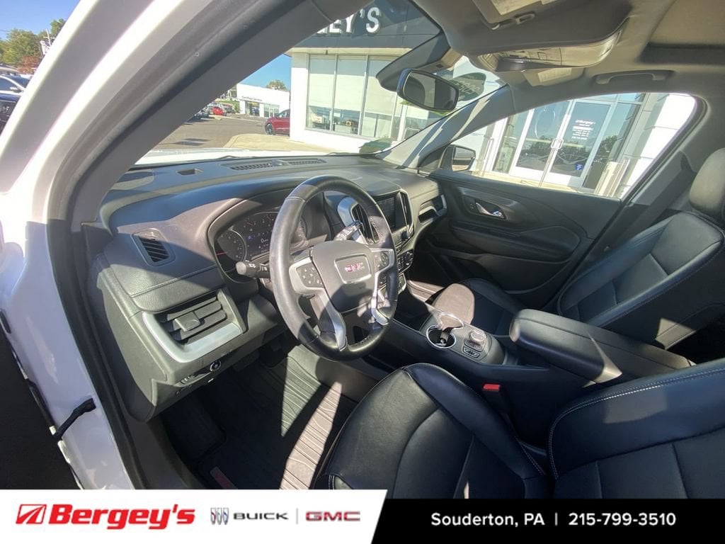 2023 GMC Terrain SLT - Photo 12