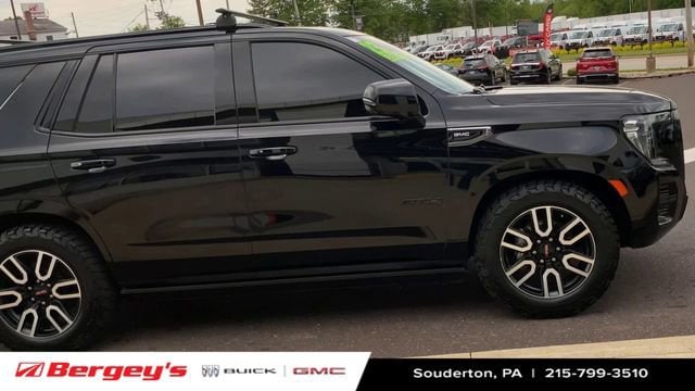 2023 GMC Yukon AT4 - Photo 10
