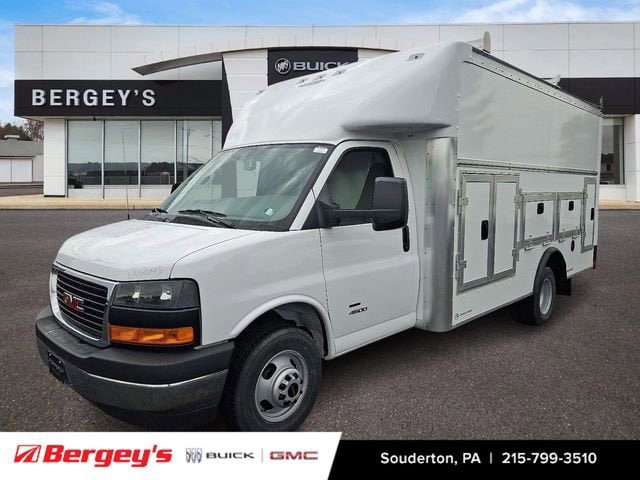 2026 GMC Savana 4500 159" WB's photo