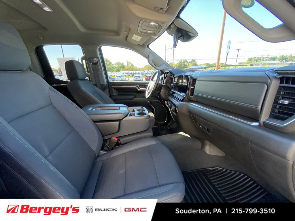 2023 Chevrolet Silverado 1500 LT - Photo 31