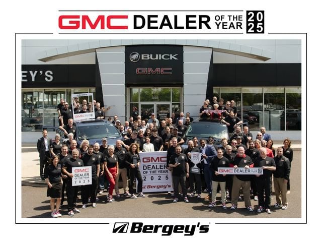 2026 GMC Acadia AT4 - Photo 6