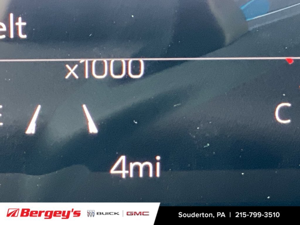 2027 GMC Acadia Denali Ultimate - Photo 13