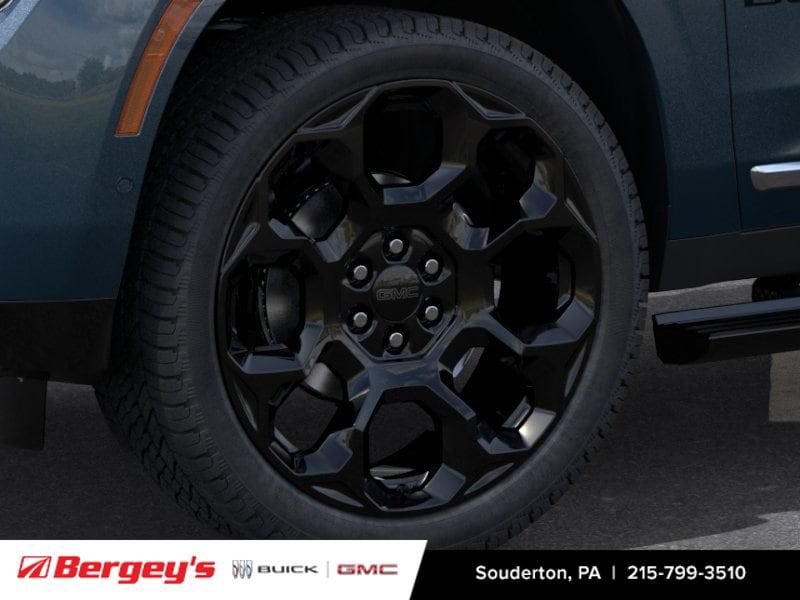 2026 GMC Yukon Denali - Photo 10