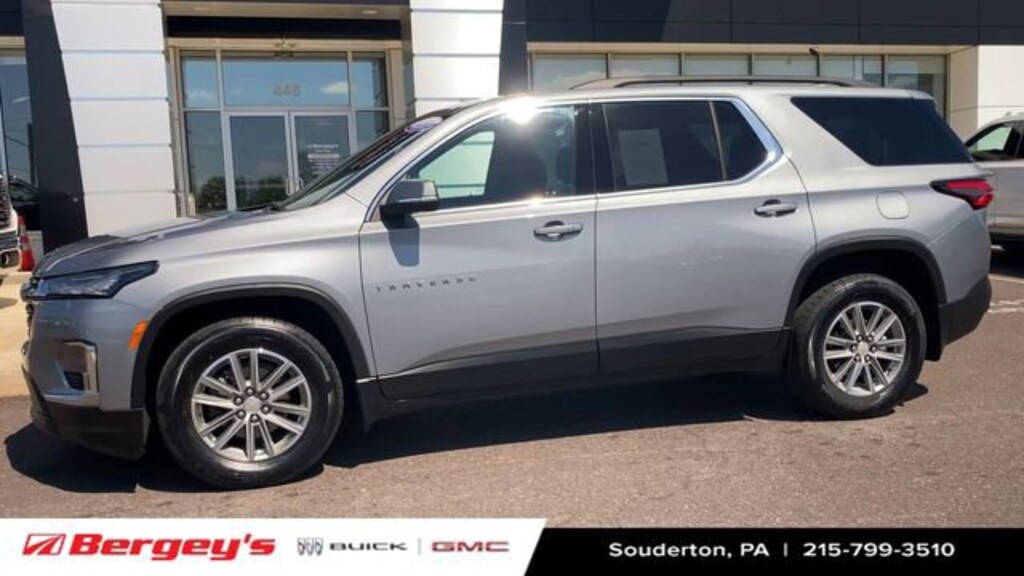 Certified 2023 Chevrolet Traverse LT Cloth SUV