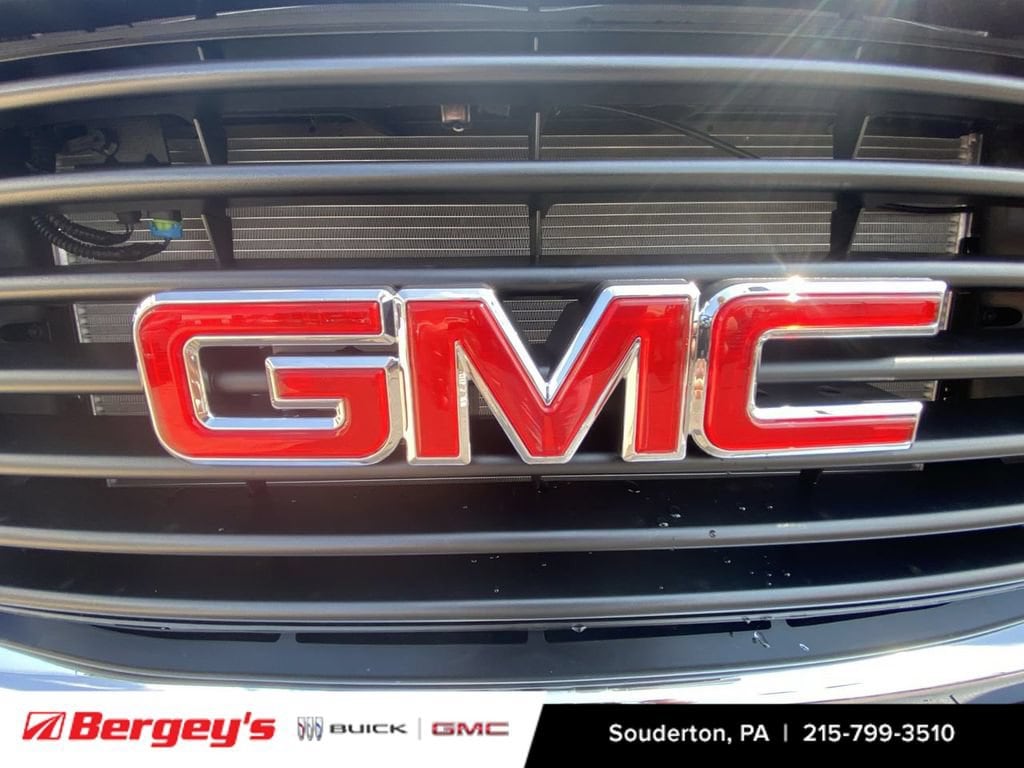 2025 GMC Savana Cargo Work Van - Photo 33