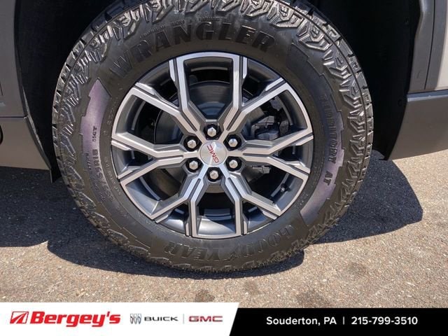 2026 GMC Acadia AT4 - Photo 35