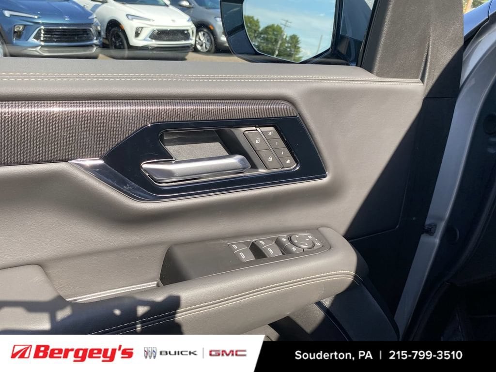 2026 GMC Yukon XL Elevation - Photo 25