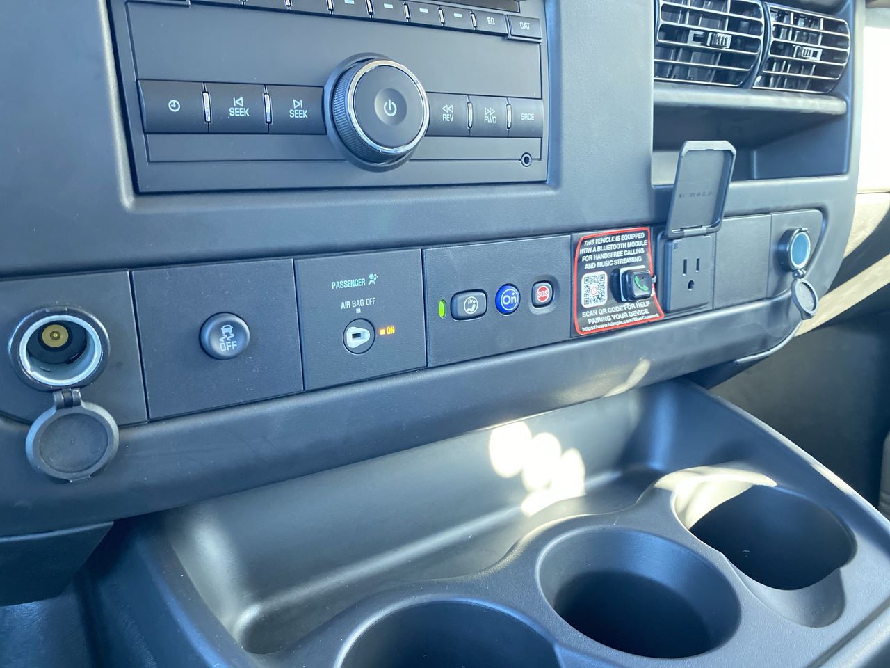 2025 GMC Savana Cargo Work Van - Photo 106