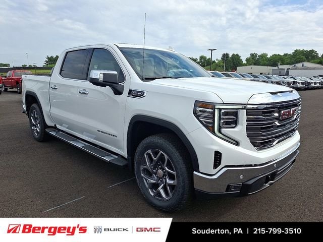 2026 GMC Sierra 1500 SLT - Photo 2