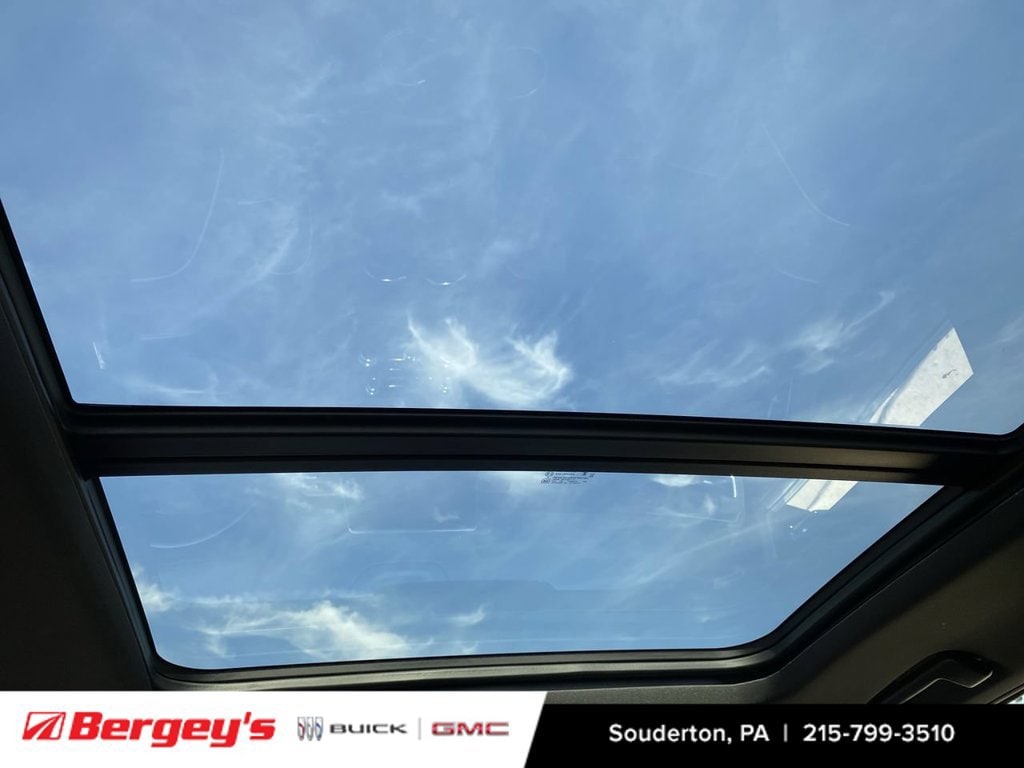 2024 GMC Yukon AT4 - Photo 22