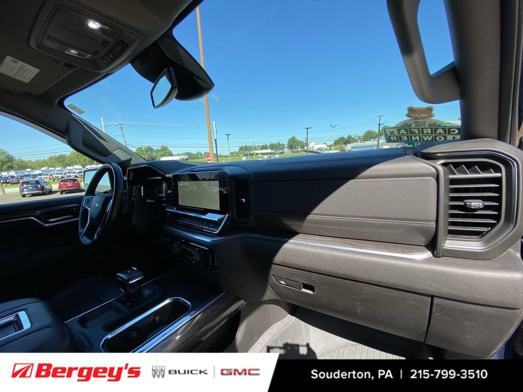 2022 Chevrolet Silverado 1500 LTZ - Photo 33
