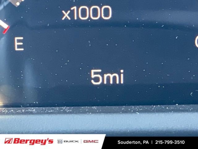 2026 GMC Acadia AT4 - Photo 13