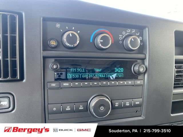 2025 GMC Savana Cargo Work Van - Photo 15