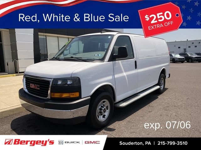 2022 GMC Savana 2500's photo