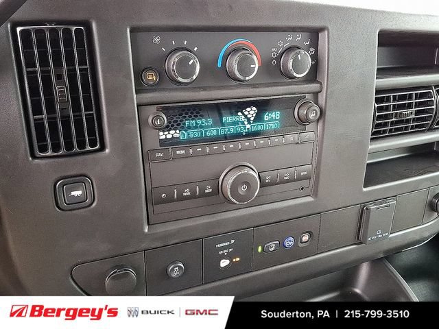 2025 GMC Savana Cargo Work Van - Photo 14