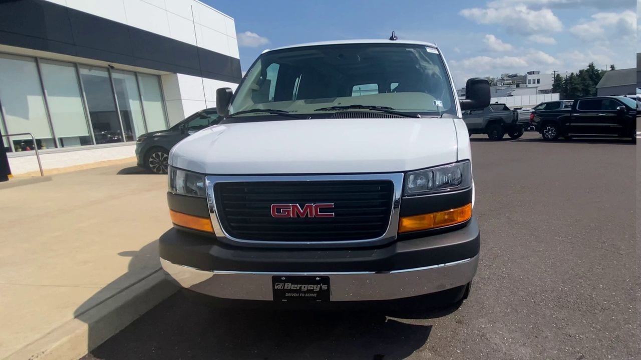 2025 GMC Savana Cargo Work Van - Photo 68