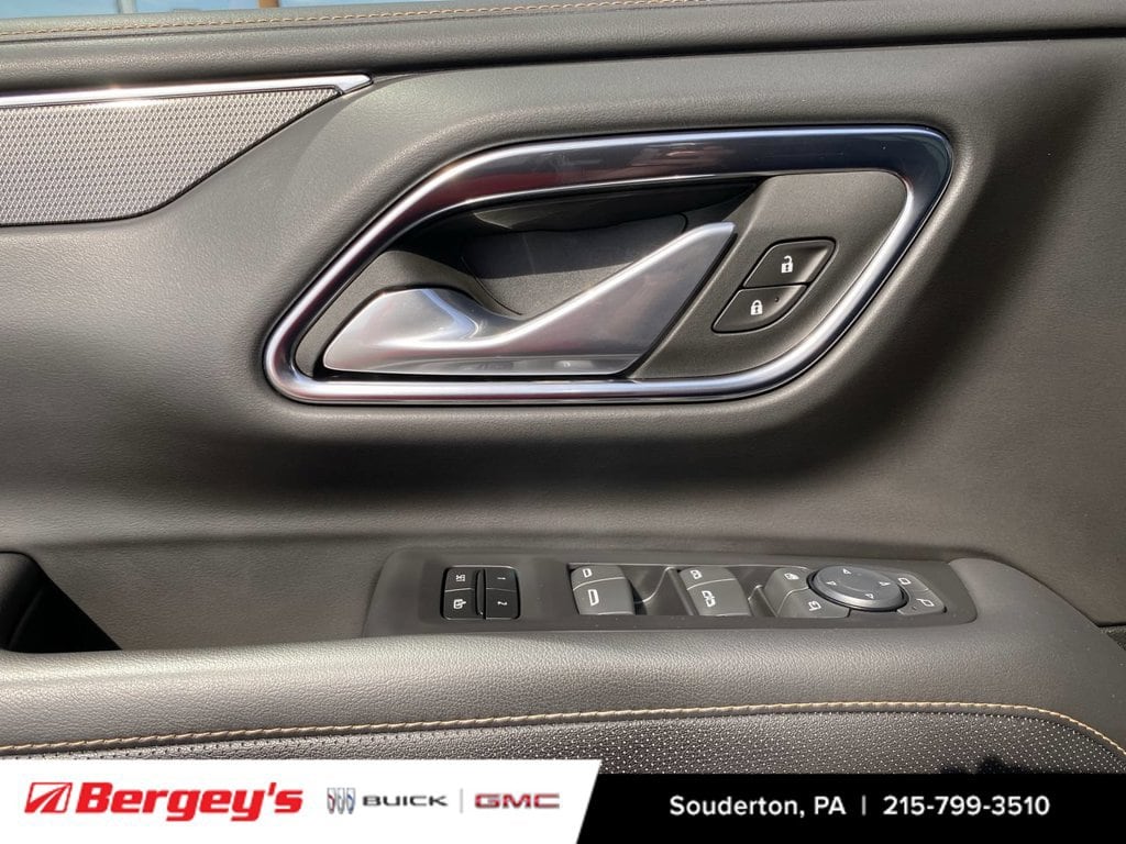 2024 GMC Yukon AT4 - Photo 27