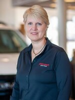 Staff member Kathy Becker from ID_2f15c6