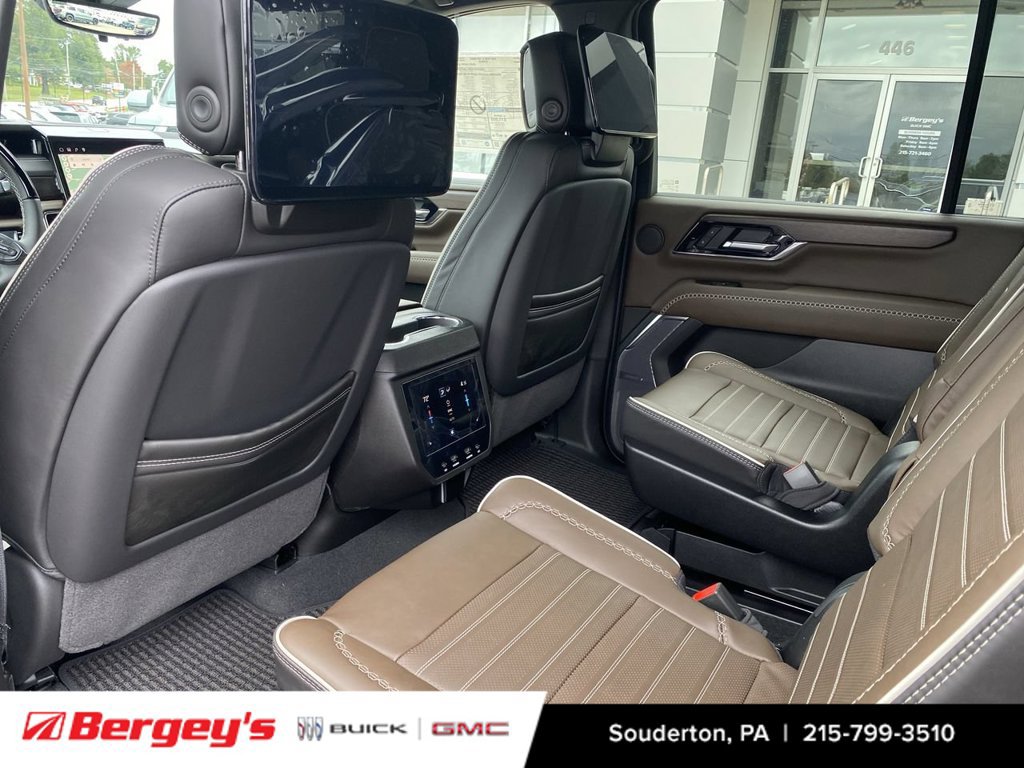 2026 GMC Yukon XL Denali Ultimate - Photo 23