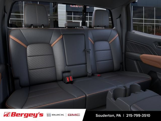 2026 GMC Canyon AT4 - Photo 18