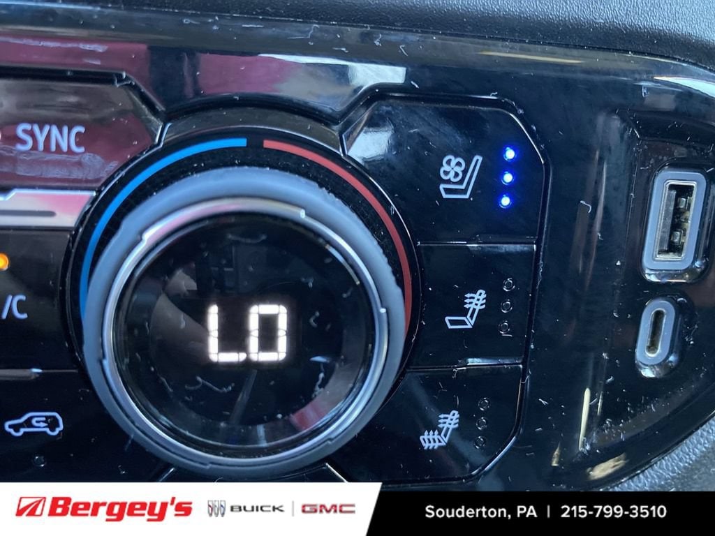 2022 Chevrolet Silverado 1500 LTZ - Photo 40
