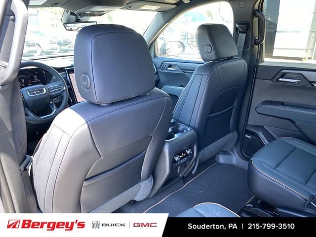 2026 GMC Acadia AT4 - Photo 23