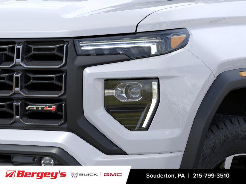 2026 GMC Canyon AT4 - Photo 11